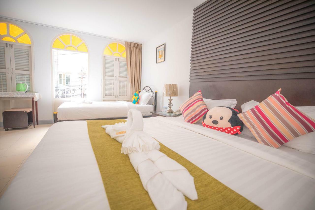 Отель Sino House Patong Экстерьер фото